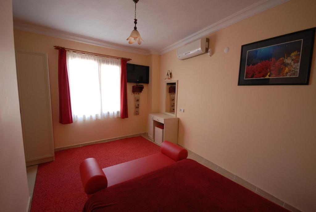 Sualti Hotel Ayvalı Værelse billede