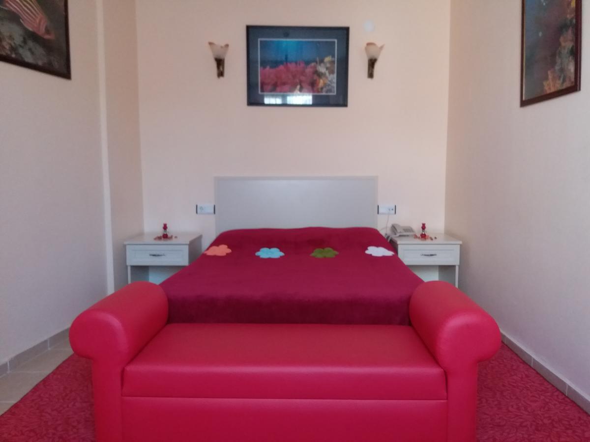 Sualti Hotel Ayvalı Værelse billede